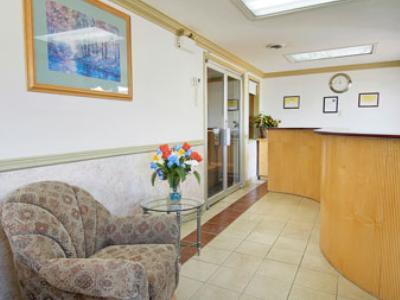 Super 8 By Wyndham Quesnel Bc Ξενοδοχείο Εσωτερικό φωτογραφία